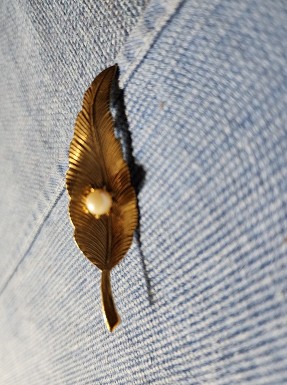 Vintage Gold Leaf Brooch with Pearl Accent